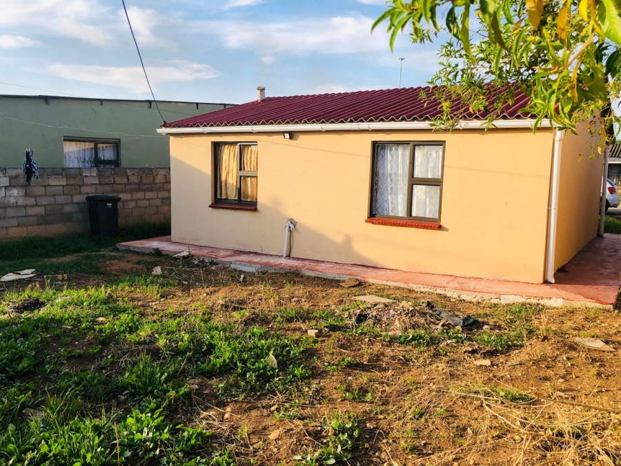 2 Bedroom Property for Sale in Kwa Nobuhle Eastern Cape